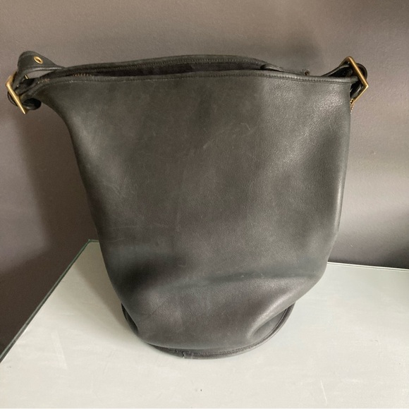 Vintage Black Leather Coach Bucket Bag - Picture 3 of 9
